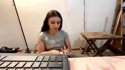 Snapshot of madm569308 chatting on 01-24-25, 04:59 MayUjoin29 online show from 01-24-25, 04:59