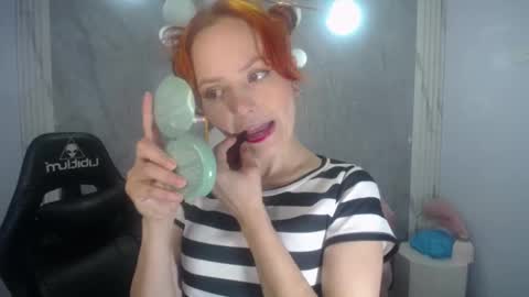 Mady online show from 12-22-25, 10:56