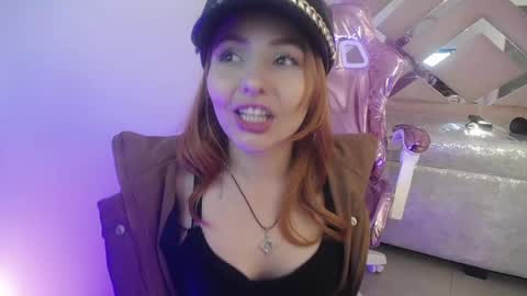 Snapshot of mady0619_ch chatting on 05-12-26, 12:57 Mady online show from 05-12-26, 12:57
