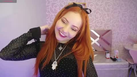 Snapshot of mady0619_ch chatting on 05-27-26, 12:46 Mady online show from 05-27-26, 12:46