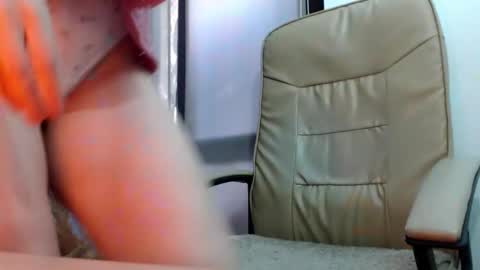 Mara online show from 06-09-26, 04:51