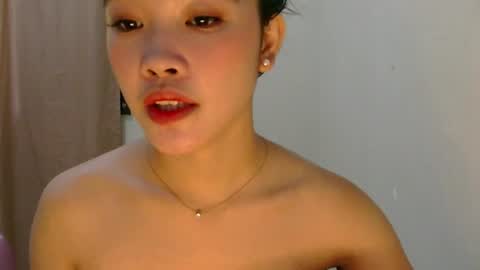 mae_luna online show from 06-17-26, 11:49