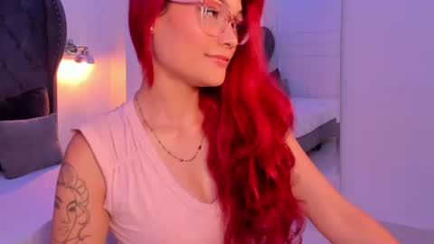 Mae Lyra online show from 07-27-26, 04:58