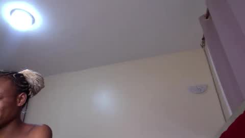Maelys online show from 05-16-26, 09:35