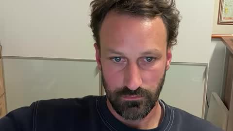 Snapshot of maenu_69 chatting on 10-15-25, 07:36 maenu_69 online show from 10-15-25, 07:36