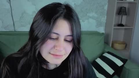 Mia online show from 03-04-26, 02:45