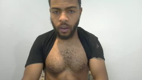 Snapshot of maestr069 chatting on 01-05-25, 05:41 Maestro online show from 01-05-25, 05:41