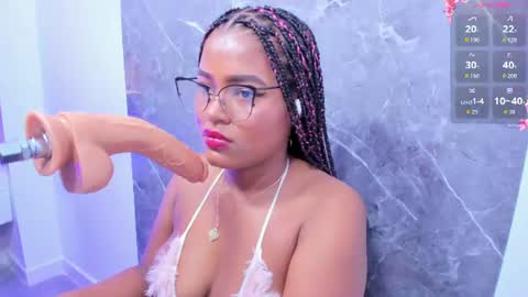 Snapshot of mafe_garcia chatting on 06-16-26, 11:13 Maria fernada online show from 06-16-26, 11:13