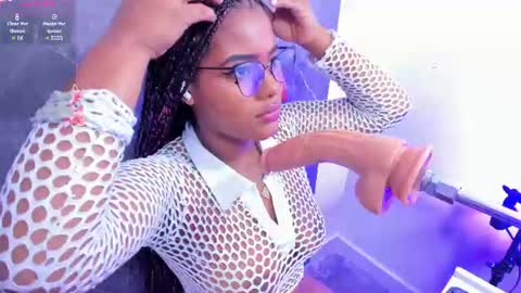 Snapshot of mafe_garcia chatting on 06-21-26, 11:24 Maria fernada online show from 06-21-26, 11:24