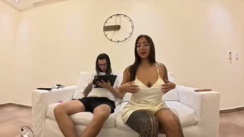 maferalvarezxxx online show from 04-11-26, 10:36
