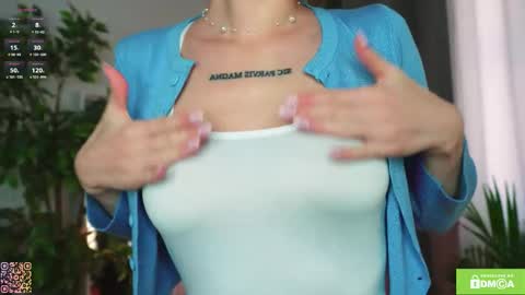 Snapshot of maffinpurrr chatting on 09-25-25, 07:23 Eva online show from 09-25-25, 07:23