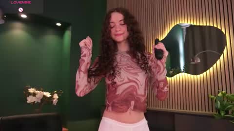 Eva online show from 07-30-26, 10:03