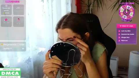 Snapshot of mag1c_eyes chatting on 10-16-25, 12:17 mag1c_eyes online show from 10-16-25, 12:17