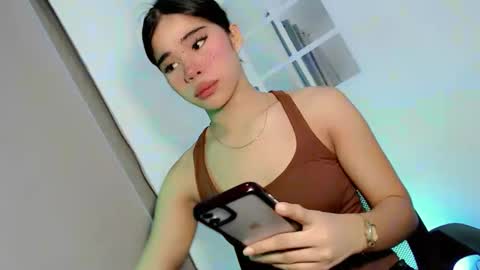 Snapshot of magdalene18 chatting on 03-28-26, 04:56 dalene online show from 03-28-26, 04:56