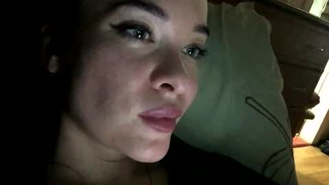 magggg658318 online show from 12-31-24, 03:53