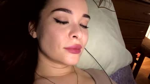 magggg658318 online show from 10-08-25, 01:20