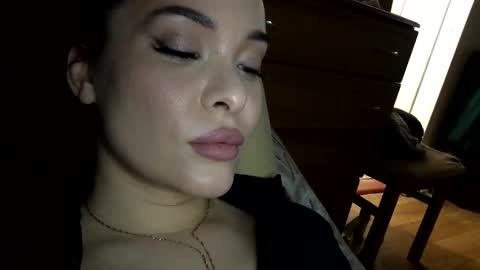 magggg658318 online show from 05-09-26, 03:17