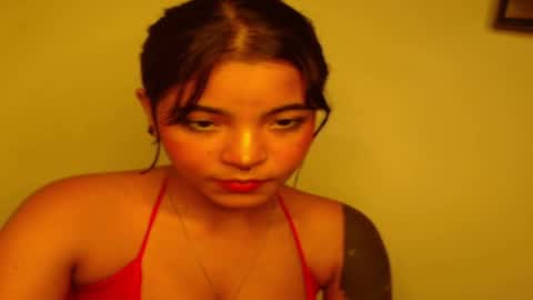 Snapshot of maggie_love77 chatting on 11-17-25, 05:46 maggie online show from 11-17-25, 05:46