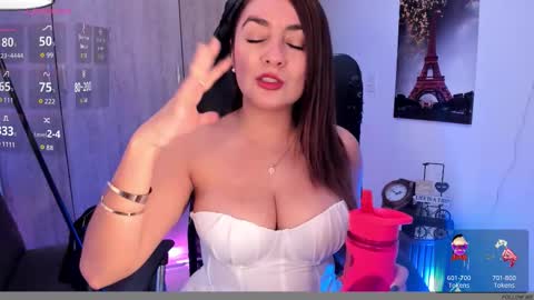 ISABEL online show from 11-10-25, 11:04