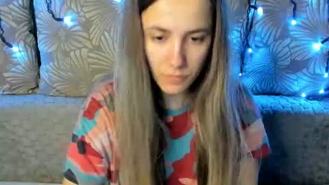 Snapshot of maggiecake chatting on 06-21-26, 03:31 Maggie online show from 06-21-26, 03:31