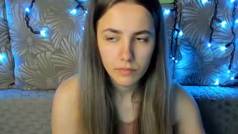Snapshot of maggiecake chatting on 07-02-26, 02:33 Maggie online show from 07-02-26, 02:33