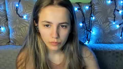 Snapshot of maggiecake chatting on 07-04-26, 02:29 Maggie online show from 07-04-26, 02:29