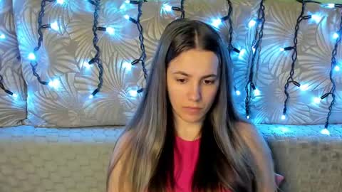 Snapshot of maggiecake chatting on 07-11-26, 02:03 Maggie online show from 07-11-26, 02:03