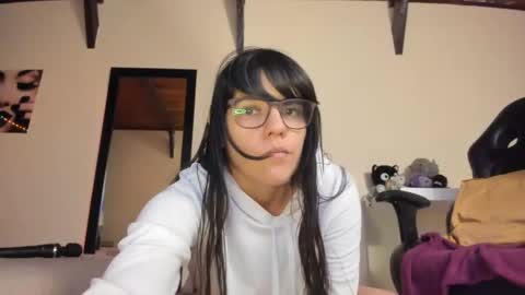 Snapshot of magiarias chatting on 01-19-25, 03:10 online show from 01-19-25, 03:10