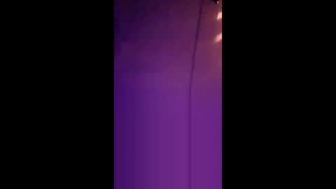 Snapshot of magic_bus_adventures chatting on 01-07-26, 06:16 Gaia Love online show from 01-07-26, 06:16