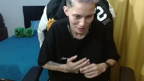 Jade online show from 05-18-26, 03:13
