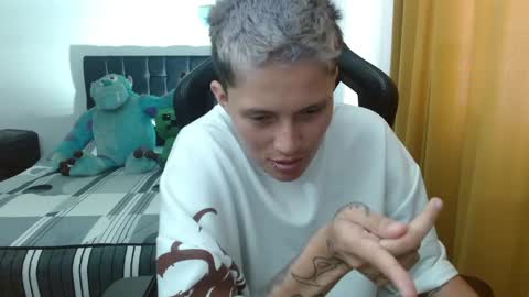 Jade online show from 05-27-26, 05:43