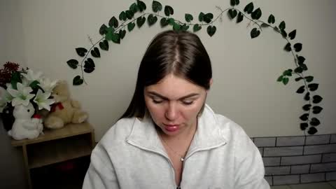 magic_katarina_ online show from 10-09-25, 07:17