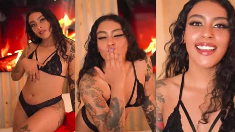 Snapshot of magic_marg chatting on 12-27-24, 11:53 Marge online show from 12-27-24, 11:53