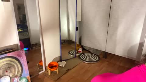 Mikky or Moon online show from 01-17-25, 09:17