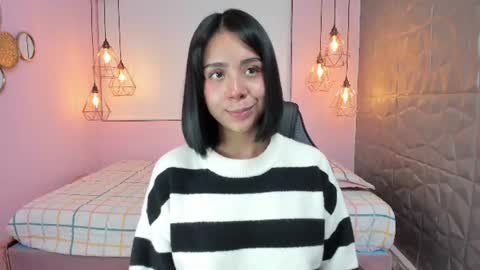 Oliviah online show from 06-19-26, 05:12