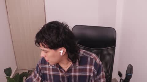 Snapshot of magic_tony chatting on 03-07-26, 07:00 Tony Hoffa online show from 03-07-26, 07:00