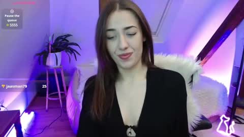 Zooey online show from 03-03-25, 07:39