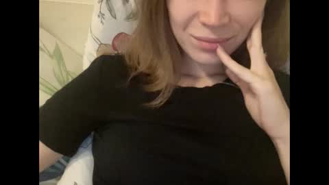 magicgirl50053 online show from 11-11-25, 06:19