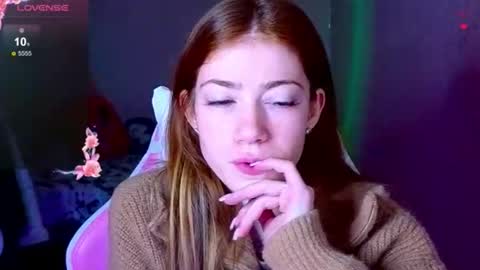 Snapshot of magicladyy chatting on 11-27-25, 10:12 Angel online show from 11-27-25, 10:12