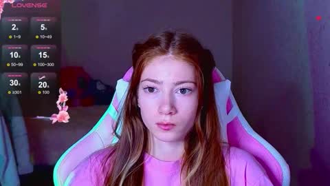 Snapshot of magicladyy chatting on 12-13-25, 07:53 Angel online show from 12-13-25, 07:53