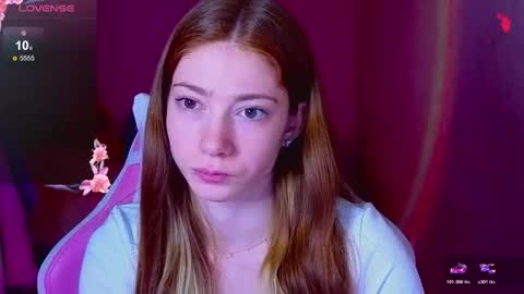 Snapshot of magicladyy chatting on 12-19-25, 08:16 Angel online show from 12-19-25, 08:16