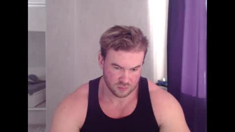 Snapshot of magicmax2017 chatting on 01-11-25, 06:24 magicmax2017 online show from 01-11-25, 06:24