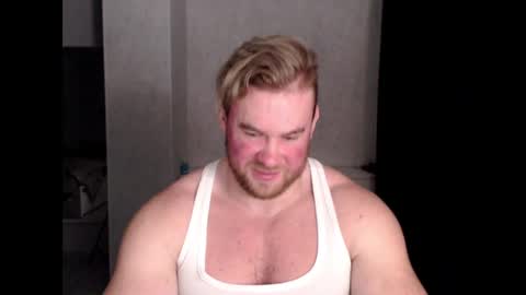 Snapshot of magicmax2017 chatting on 03-04-25, 06:29 magicmax2017 online show from 03-04-25, 06:29