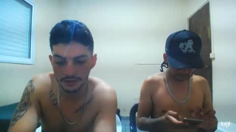 Snapshot of magico_9809 chatting on 06-11-26, 12:32 BRAYAN online show from 06-11-26, 12:32