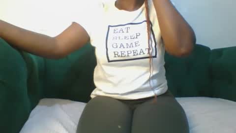 Snapshot of magicpussyy1 chatting on 04-20-26, 10:51 magicbabe online show from 04-20-26, 10:51