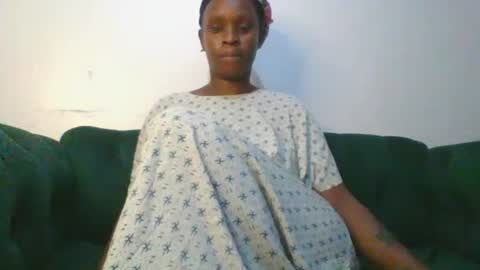 Snapshot of magicpussyy1 chatting on 04-26-26, 06:27 magicbabe online show from 04-26-26, 06:27
