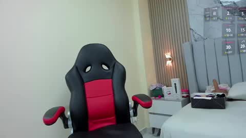 magievans1 online show from 02-10-25, 12:29