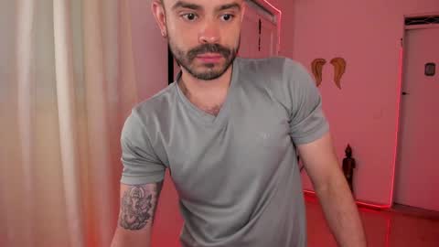 Snapshot of magnus_king chatting on 02-27-25, 11:26 online show from 02-27-25, 11:26