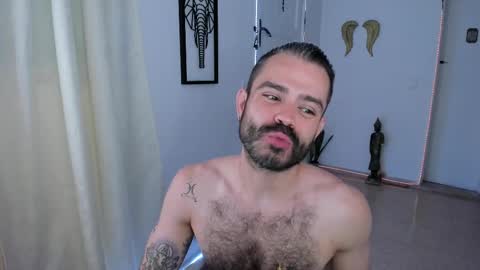 Snapshot of magnus_king chatting on 03-09-25, 08:31 online show from 03-09-25, 08:31