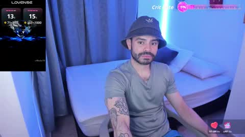 Snapshot of magnus_king chatting on 10-11-25, 10:30 online show from 10-11-25, 10:30
